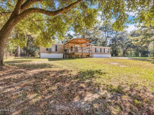 14426 Saint Jude Dr, Gulfport, MS 39503