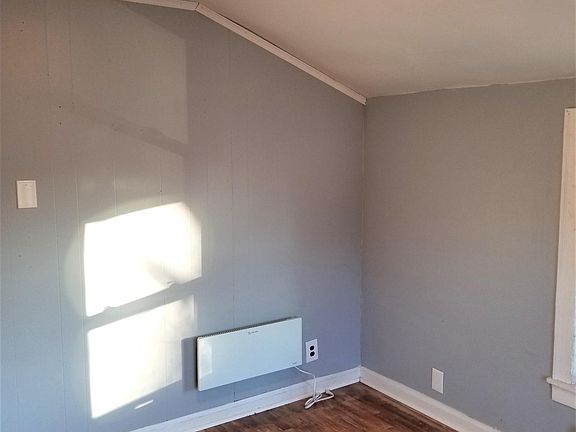 4th image of 1020 S Pleasant St APT C