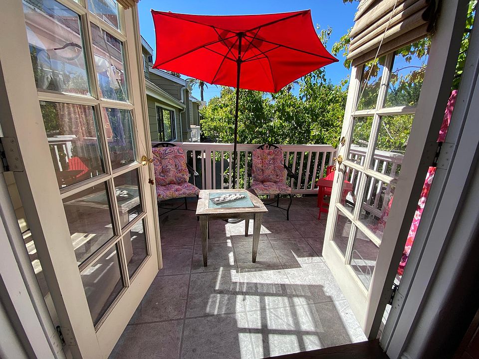Upper Deck Outside Principal Bedroom
