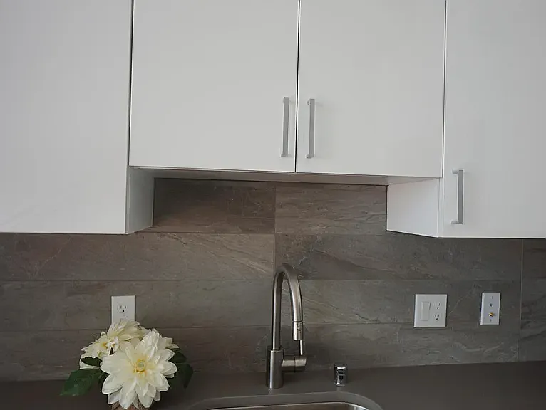 1824 E Union St — Photo 7