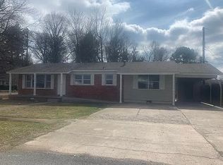 1812 Magnolia Ln, Paragould, AR 72450