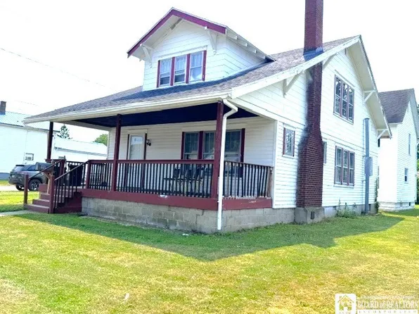 103 Sisson St, Dunkirk, NY 14048
