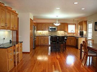 22140 W Bittersweet Ln, Curtice, OH 43412