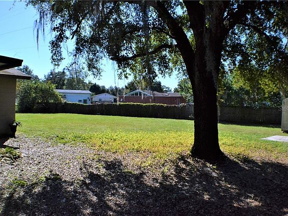2nd image of 12407 Kelly Pl