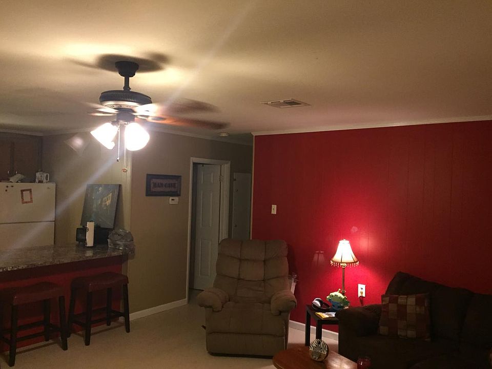 2nd image of 351 Calcasieu Ave