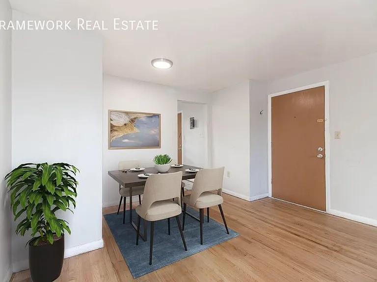717 Oak St #4 — Photo 6