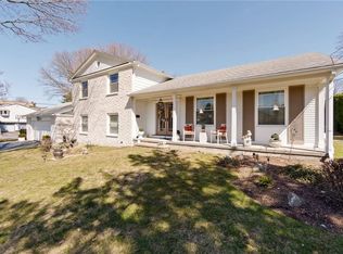 65 W River Pkwy, North Providence, RI 02904