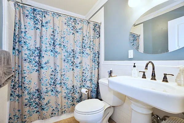 Sold by Bergen Basin Real Estate | media 25