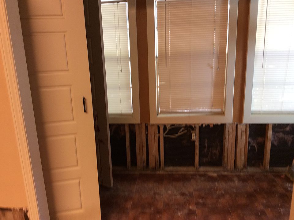 1st image of 9431 N Deer Creek Ave