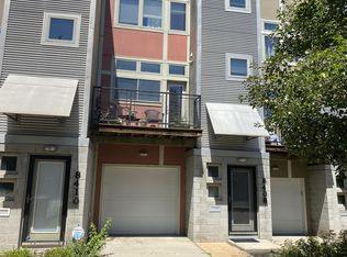 8408 Franklin Blvd, Cleveland, OH 44102