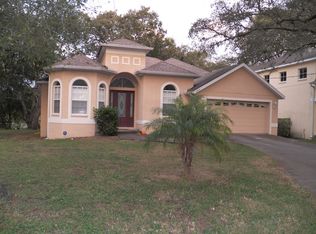 12313 Noreast Lake Dr, Tampa, FL 33612