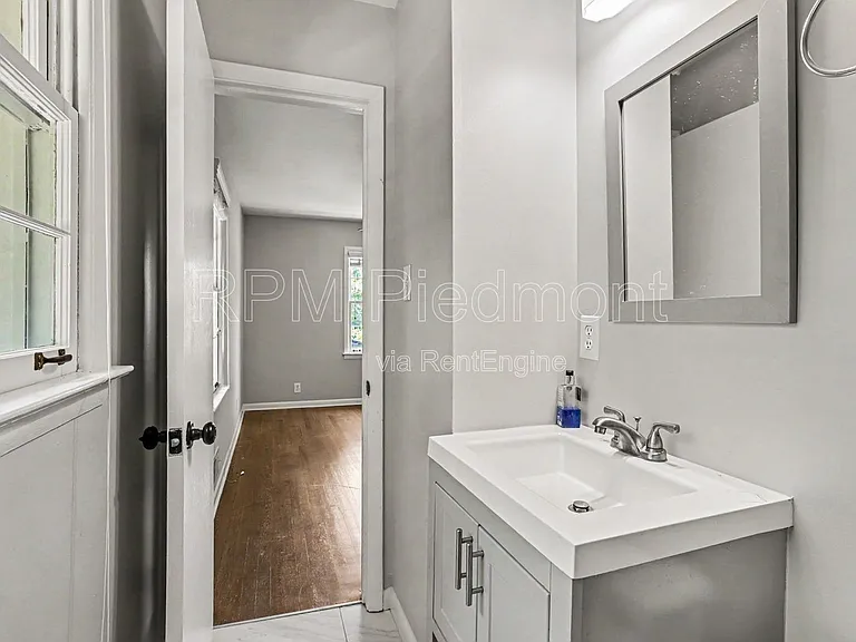 2931 Appling Cir — Photo 13