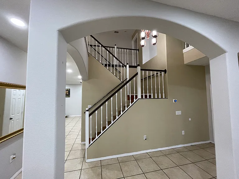 Bridgeview Cir — Photo 45