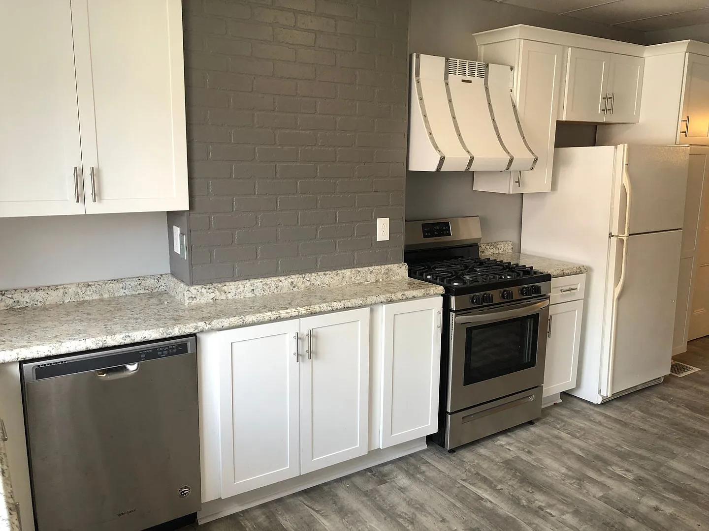 185 45th St photo 1