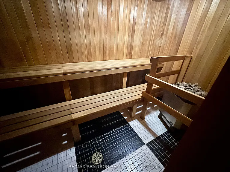 388 Bloor St E #1107 — Photo 31