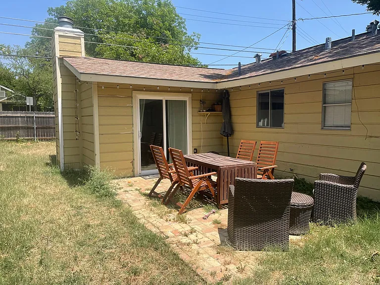 1901 Ashby Ave — Photo 12