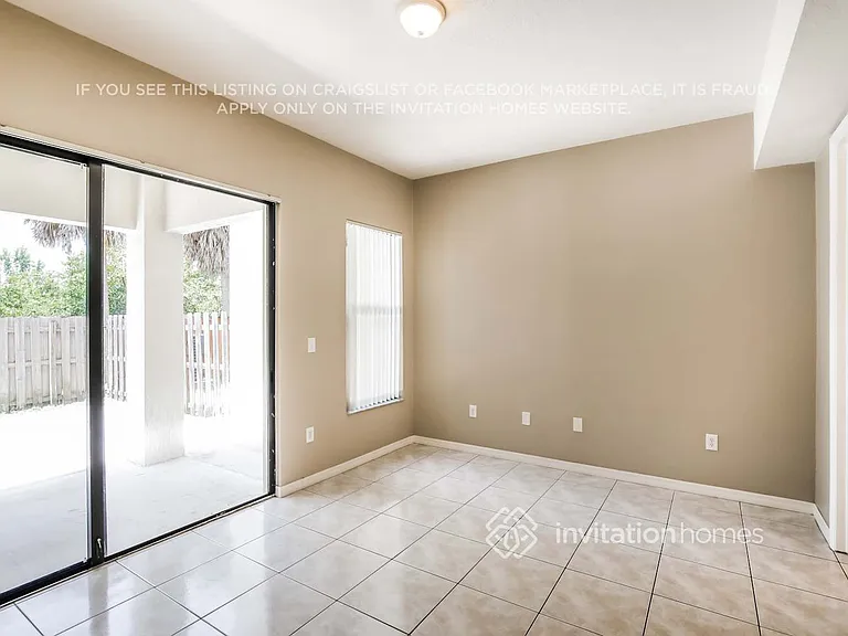 8920 SW 228th Ln — Photo 9