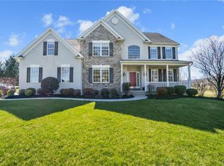 1813 Pen Argyl Rd, Pen Argyl, PA 18072