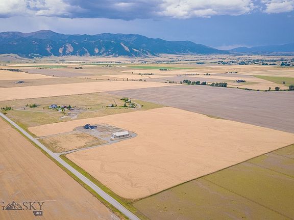 2nd image of 2428 Rector Rd