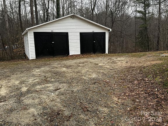 4th image of 1318 Wakefield Dr NW