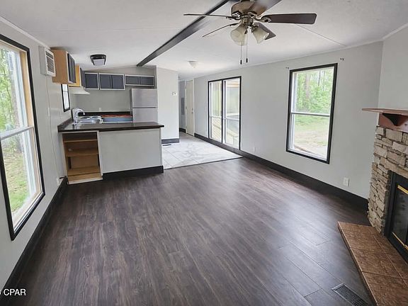 4th image of 376 Stillwater Rd
