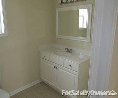 5th image of 207 S Todd St