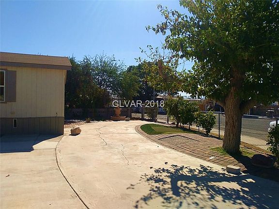 2nd image of 5995 Yellowstone Ave