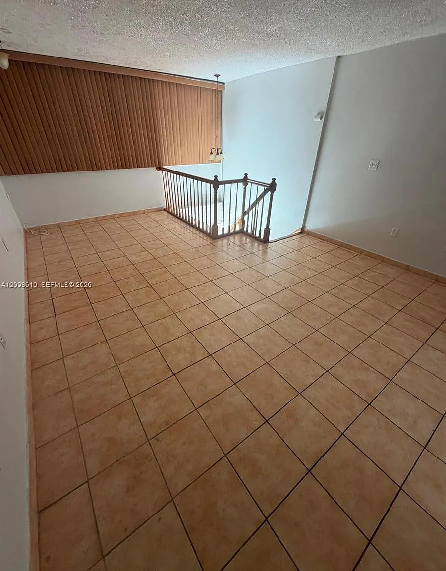 Trianon Park Condo — Photo 4