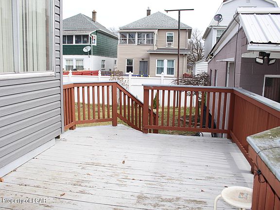 5th image of 22 E Saint Marys Rd