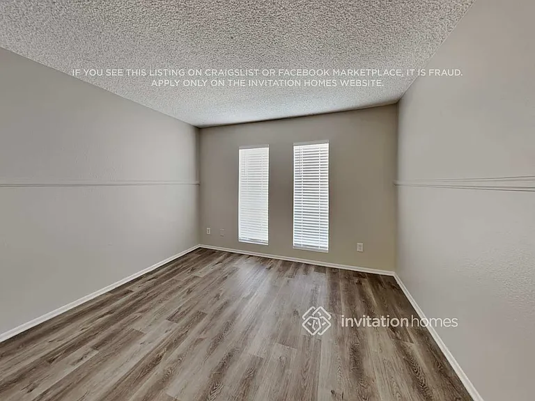 4507 W Gardenia Ave — Photo 14
