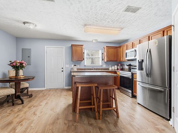 5th image of 1308 Bunny Ct