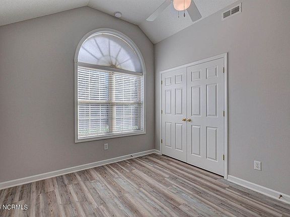 5th image of 1307 Brookside Gardens Dr