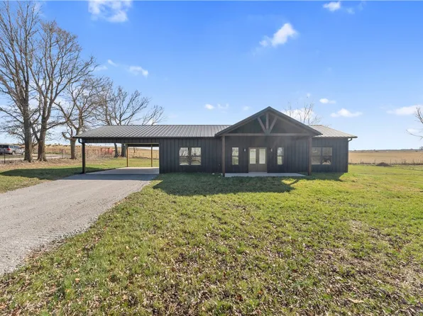 292 Madison St, Hindsville, AR 72738