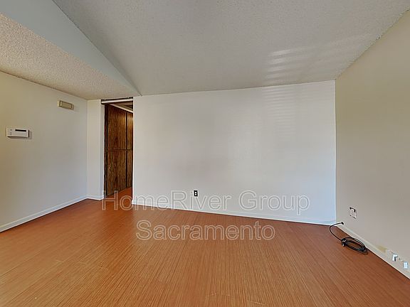 5th image of 2897 Baronet Way