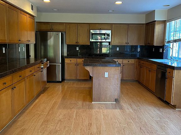 2nd image of 2125 Sunsprite Dr