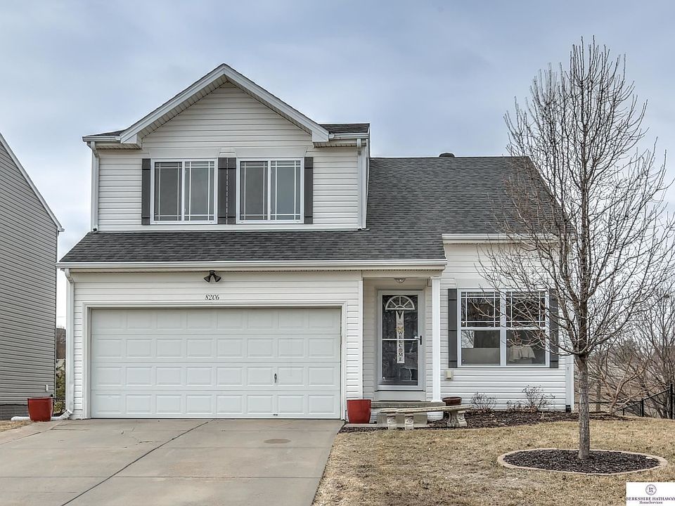 1st image of 8206 N 154th Ave