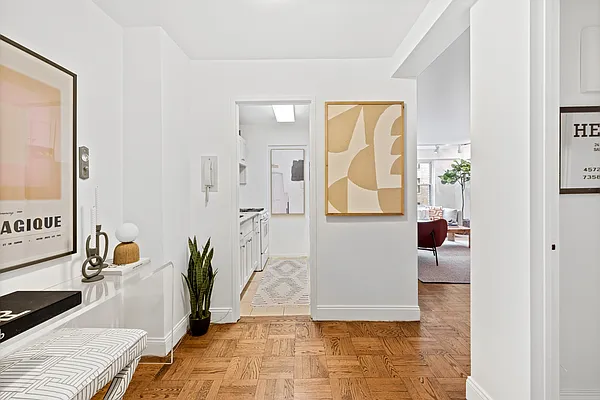 Sold by Compass | media 7