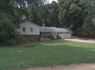 201 Fernwood Ct, Alpharetta, GA 30004