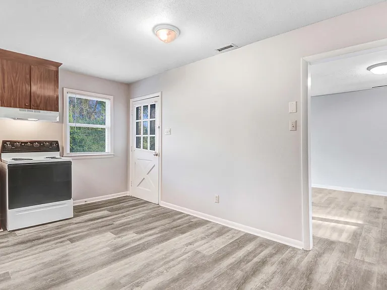151 Scott Hills Dr #D-1 — Photo 14