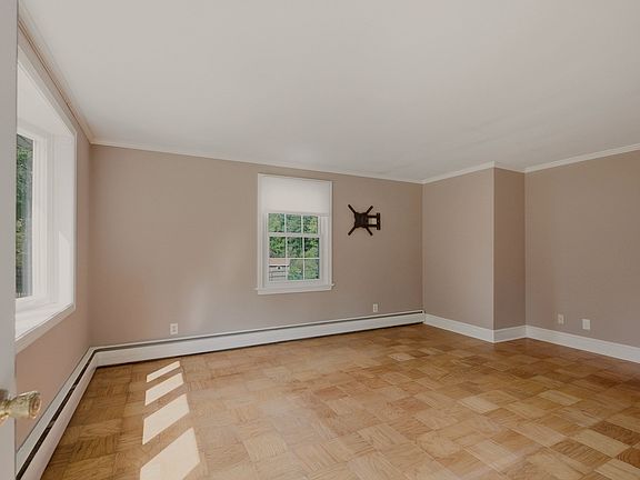 5th image of 145 Stoney Hill Rd