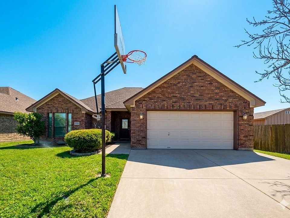 1st image of 131 Eagle Nest Court