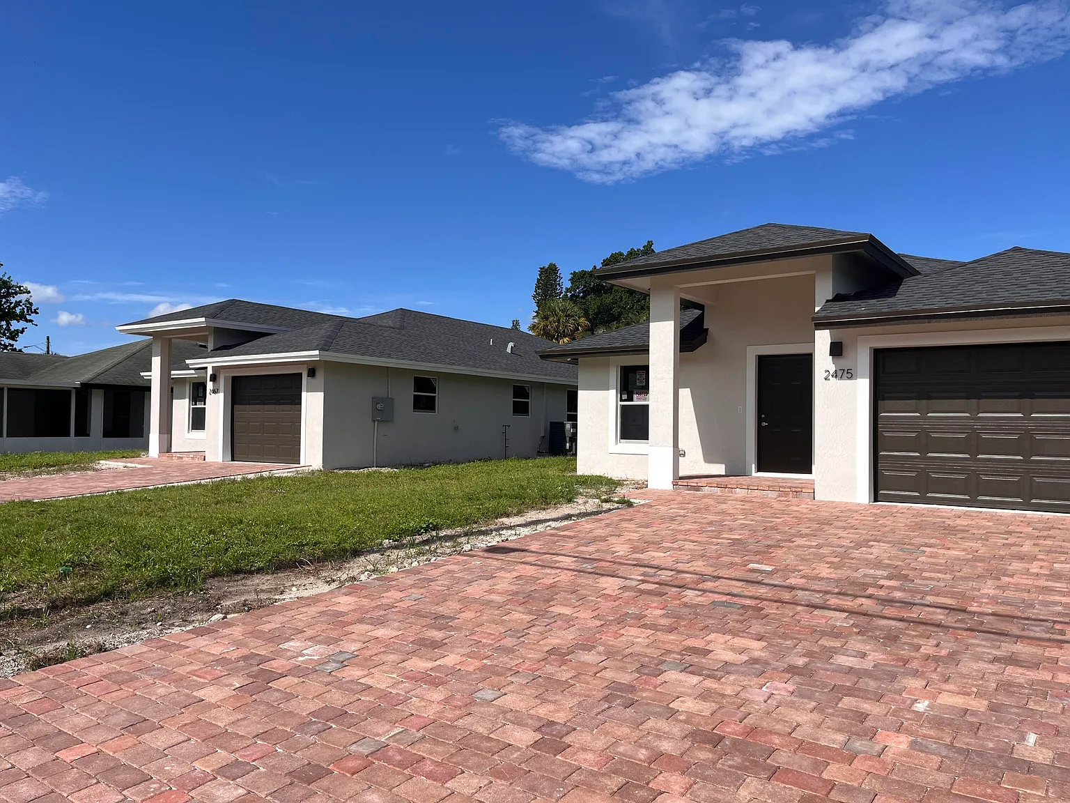 3 bed, 2.0 bath, 1437 sqft, $3,250 — Photo 2