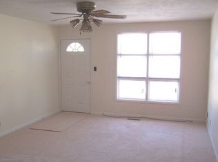 505 N Vine St, Vandalia, MO 63382