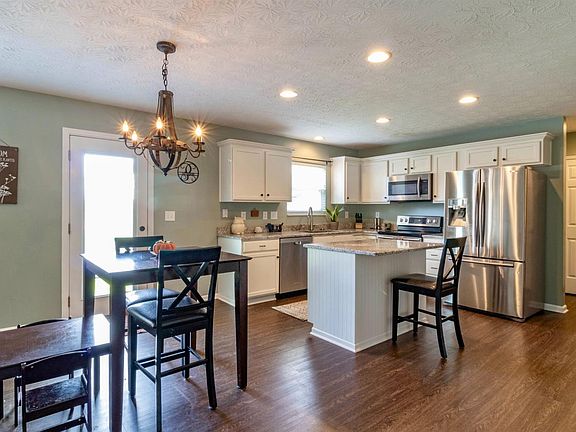 5th image of 6023 Driftwood Ct