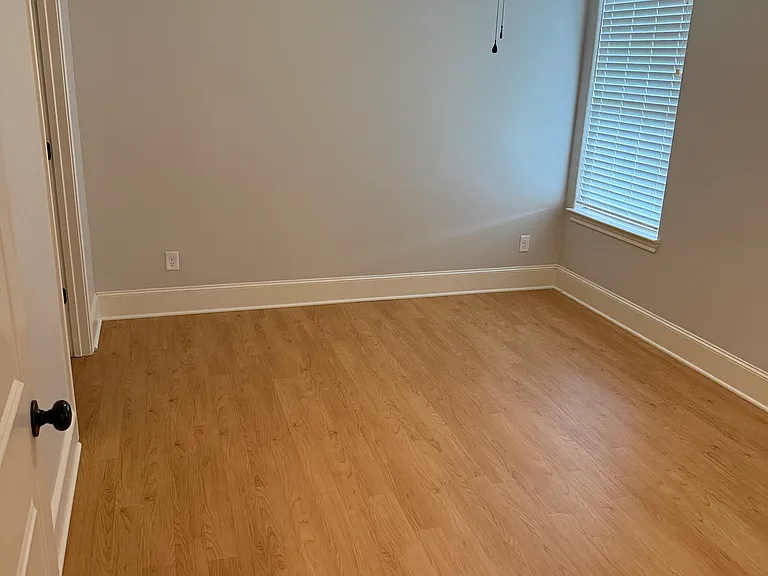 424 Brentwood Dr — Photo 6