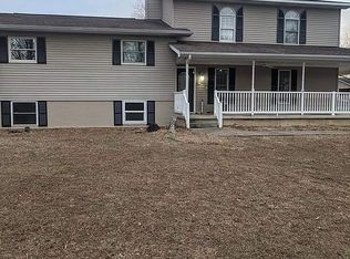 3053 Vermont Rd, Carterville, IL 62918