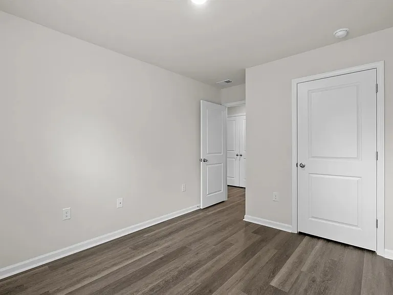 571 Gemstone Blvd — Photo 8