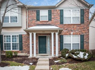 308 Montclair Tower Dr, Saint Charles, MO 63303