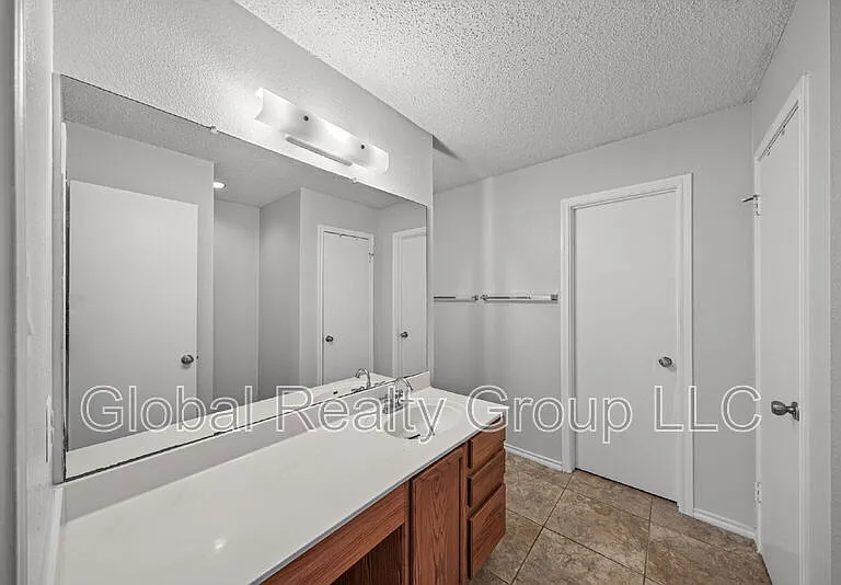 7702 Fairton Pl — Photo 25