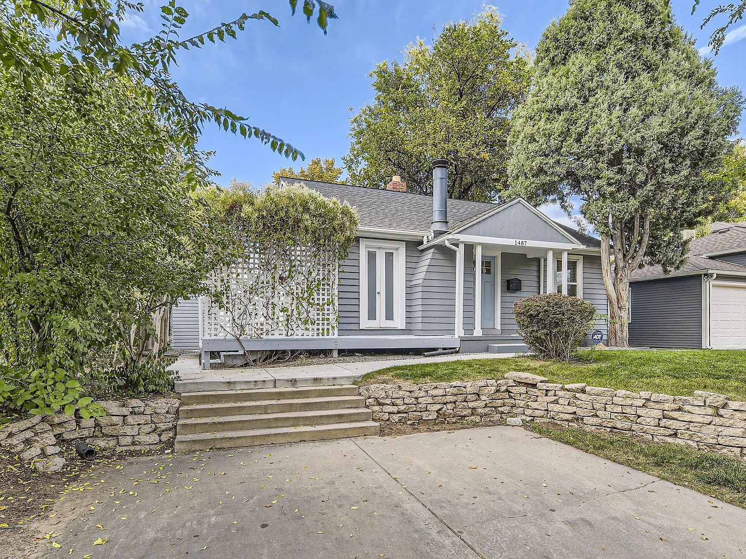4 bed, 1950 sqft, $3,300 — Photo 4